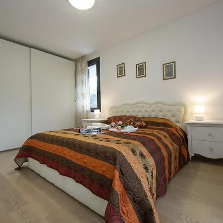 Artemia * Ascona